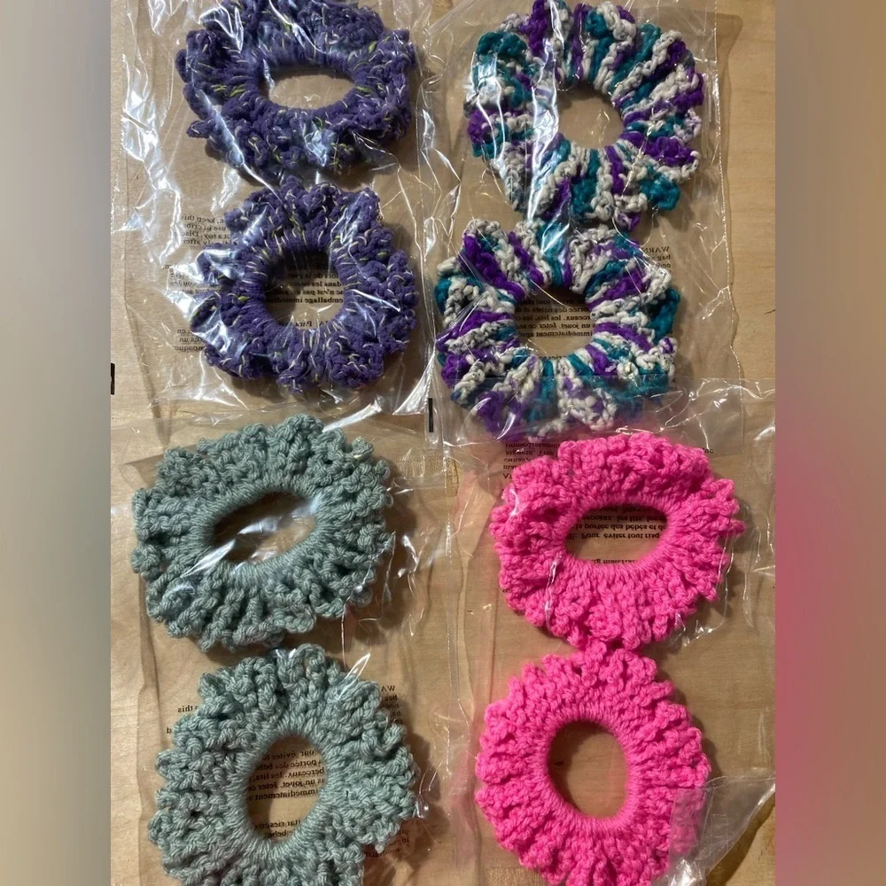 Hand Crochet Scrunchies Set of 4 (AK-2)